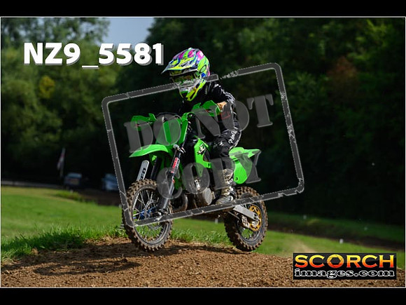 Auto 65'S-046