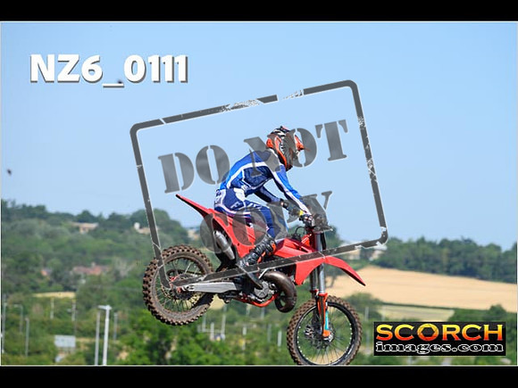 Experts-107
