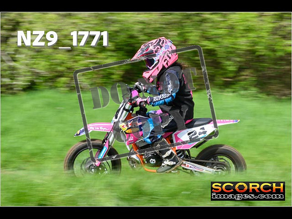 Pee Wee Kids Track-26