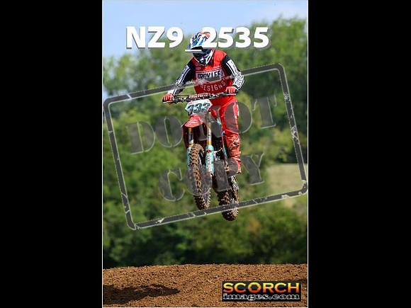 Experts-097