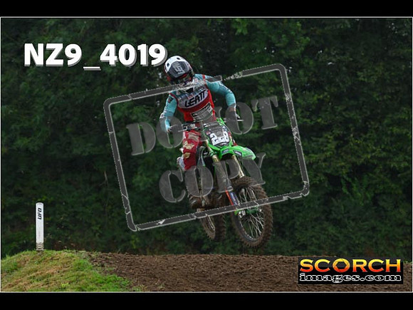 Experts-093