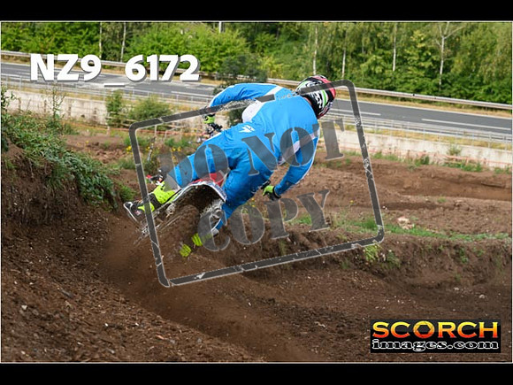Experts-087