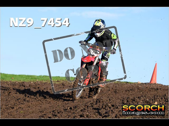 Experts-108