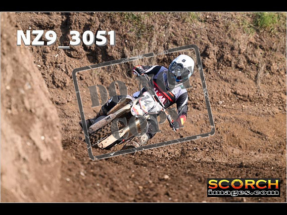 Experts-089