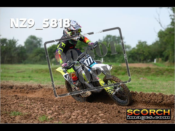 85's-079