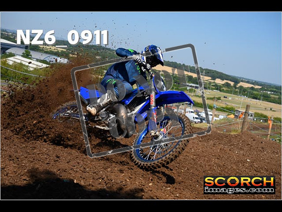 Experts-071
