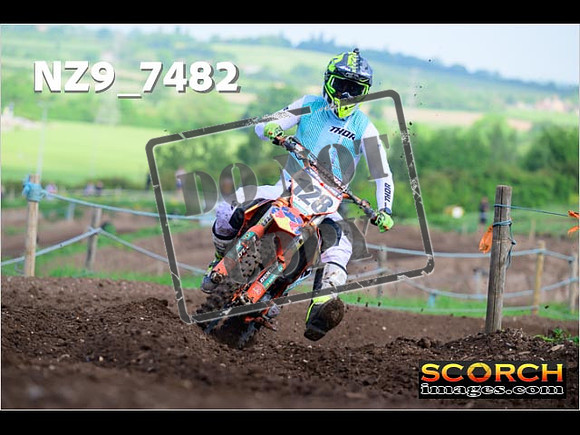 Experts-122