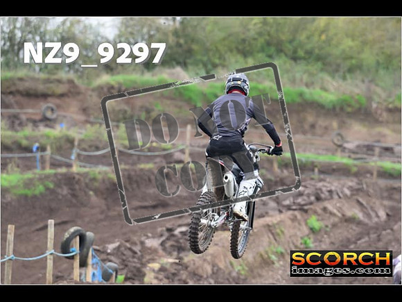 Experts-097