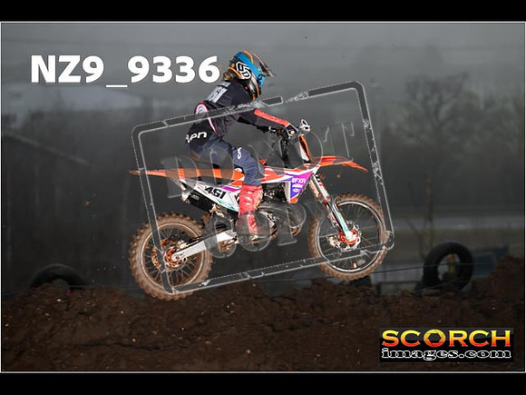 Experts-086