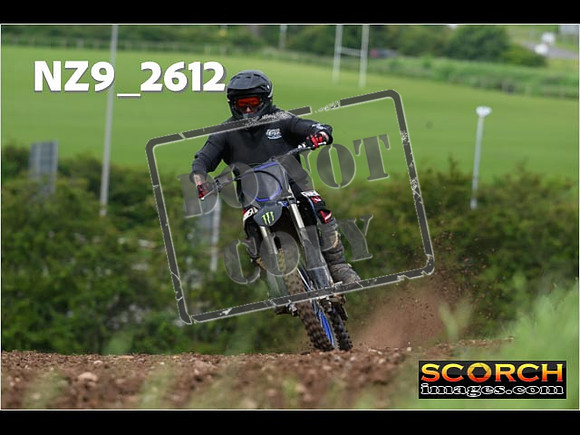 Experts-060