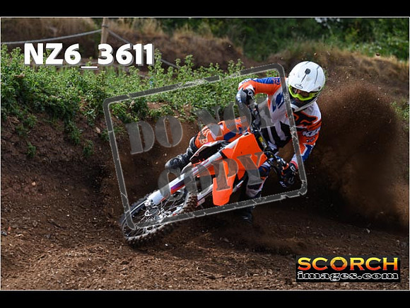 Experts-038