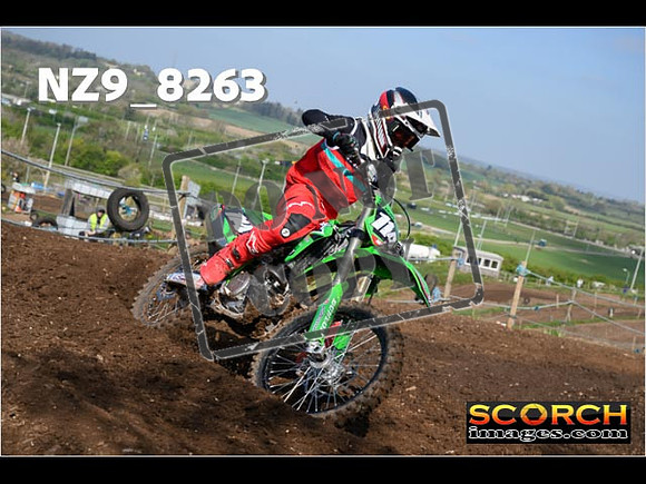 Thur10Apr-058