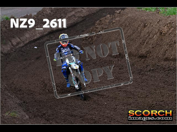 Experts-078