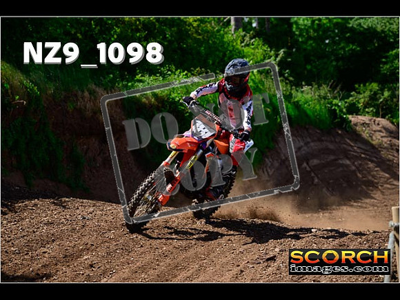 Experts-121