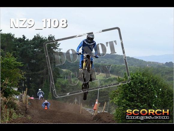 Experts-060