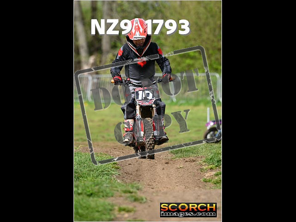 Pee Wee Kids Track-43