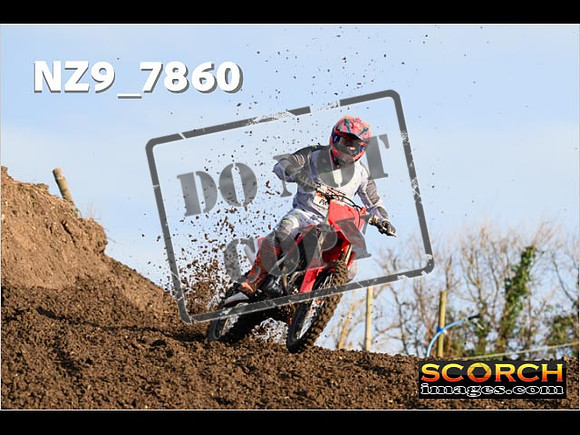 Experts-076