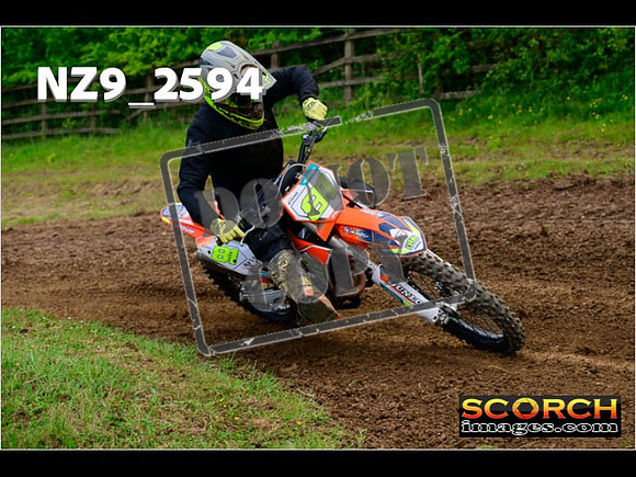 Experts-092
