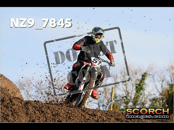 Experts-062