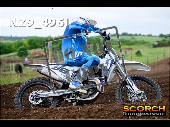 IntersBlue-200