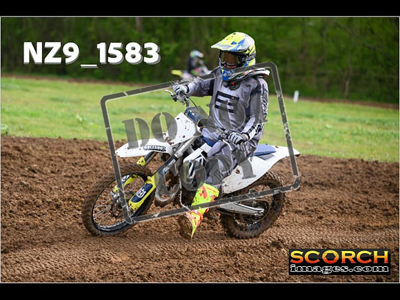85's-027