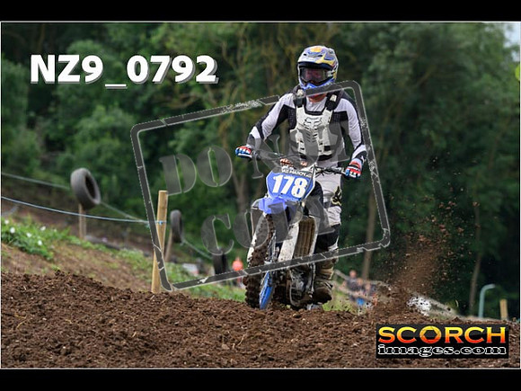 Experts-060