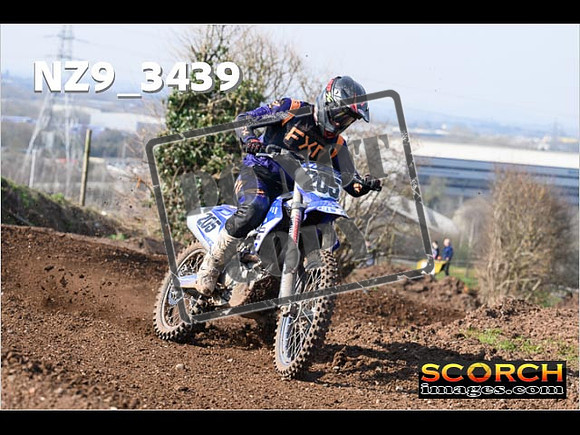 Experts-122