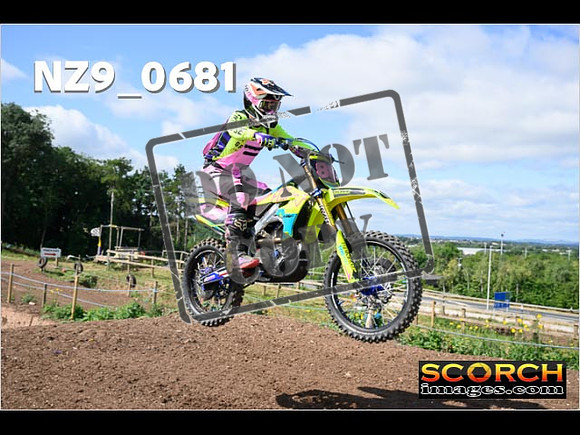 Fri09Aug-047