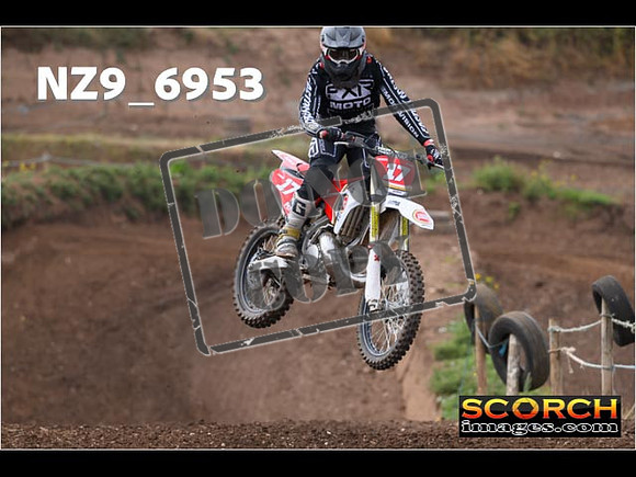 Experts-060