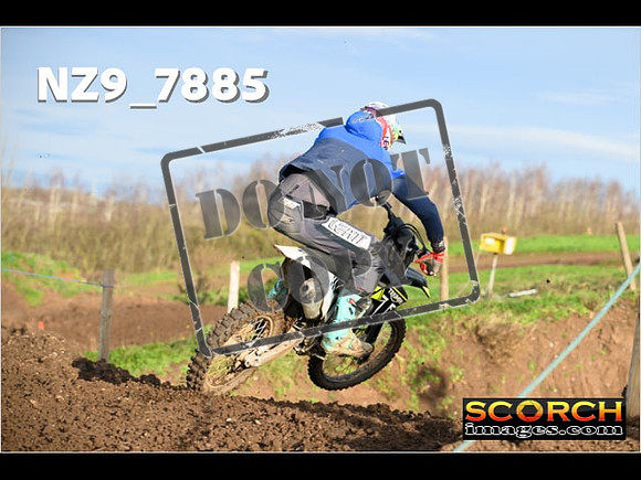 Experts-099