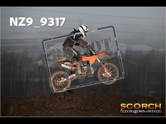 Experts-067