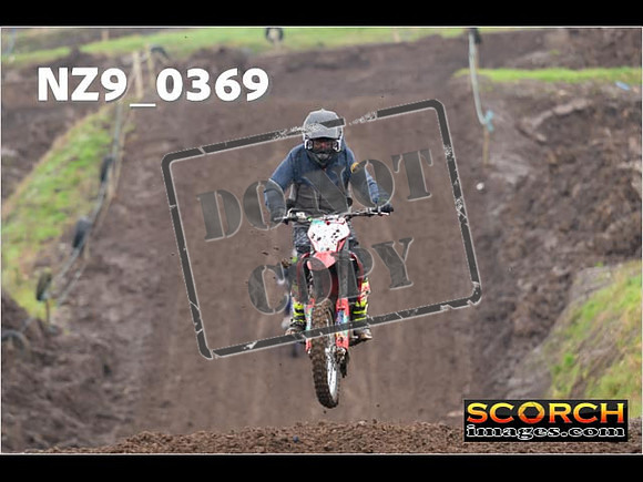 IntersGreenOrange-082