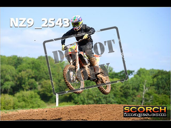 Experts-105