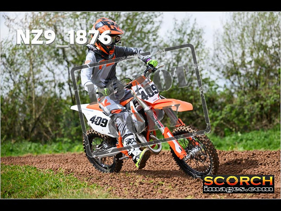 85's-057