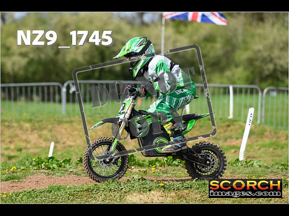 Pee Wee Kids Track-04
