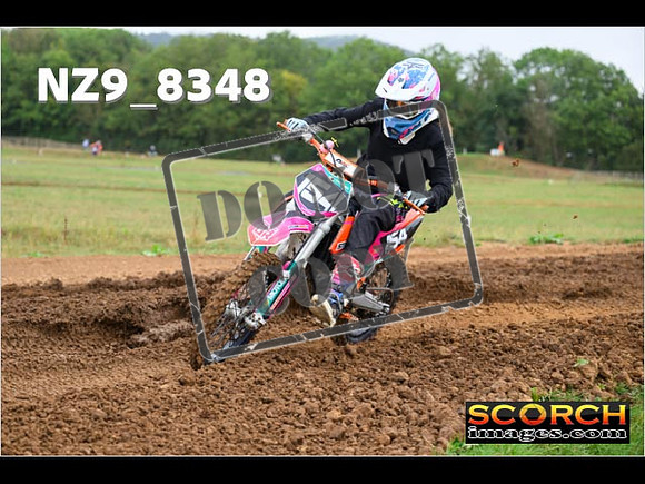 85's-027