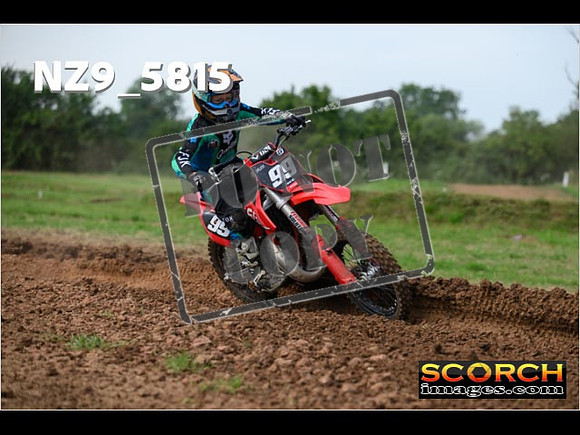 85's-076