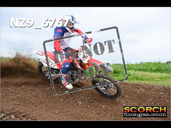 Experts-368