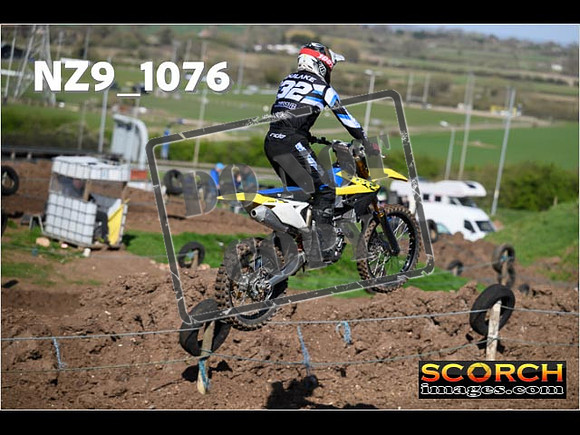 Inters-073