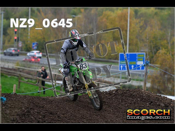 Inters-089