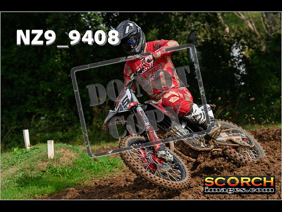 Experts-075