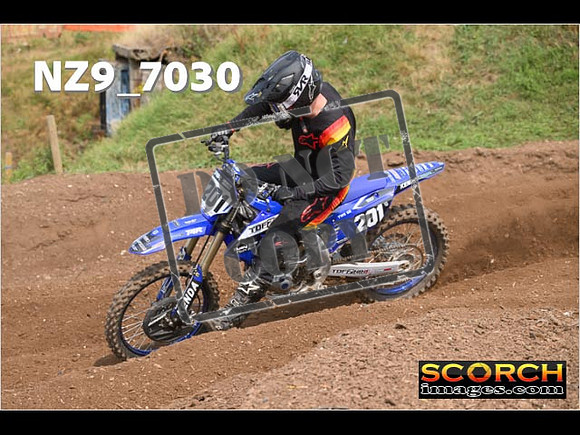 Experts-426