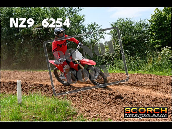 Experts-103