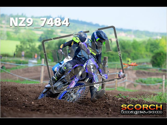Experts-124