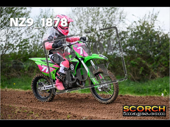 85's-059