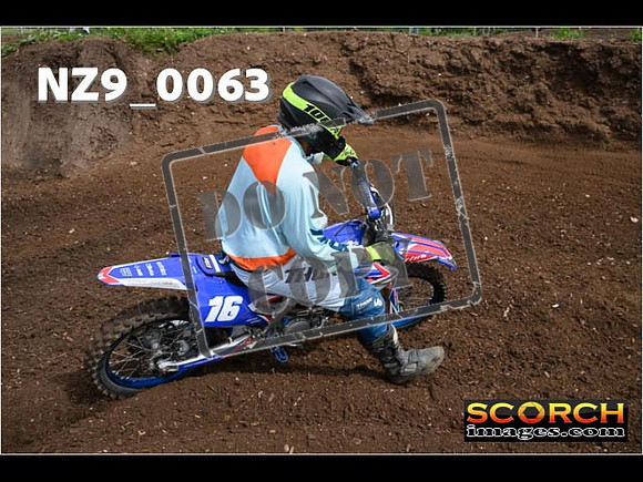 Inters GreenOrange-073