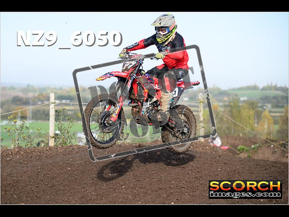 Experts-093