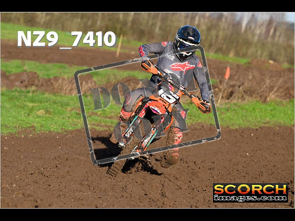 Experts-064