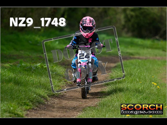 Pee Wee Kids Track-07