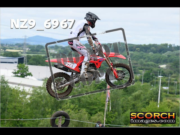 Experts-091